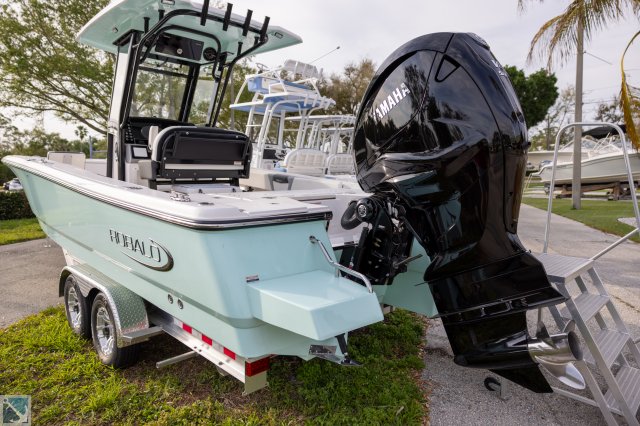 New 2024 Robalo for sale